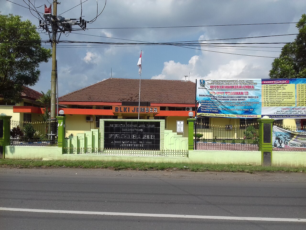 Bursa kerja lolat